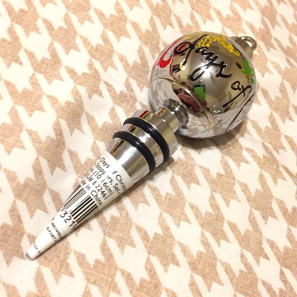 NWT. Lenox Christmas bottle stoppers, set of 2. - Picture 4 of 7